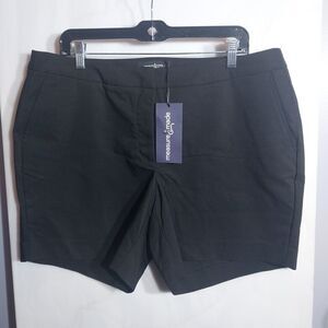 Measure & Made Women’s Dress Shorts Sz 18.2 Black Faux Pockets Minimalist Chino